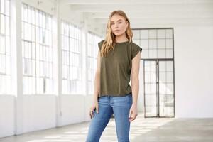 Bella+Canvas BE8804 - Ladies flowy rolled-cuff T-shirt